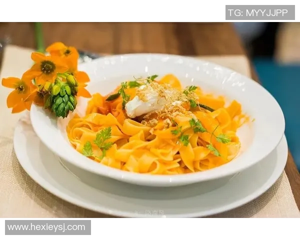 足球明星品尝中国美食的奇妙之旅与文化碰撞